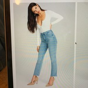 Good American Good Straight jeans